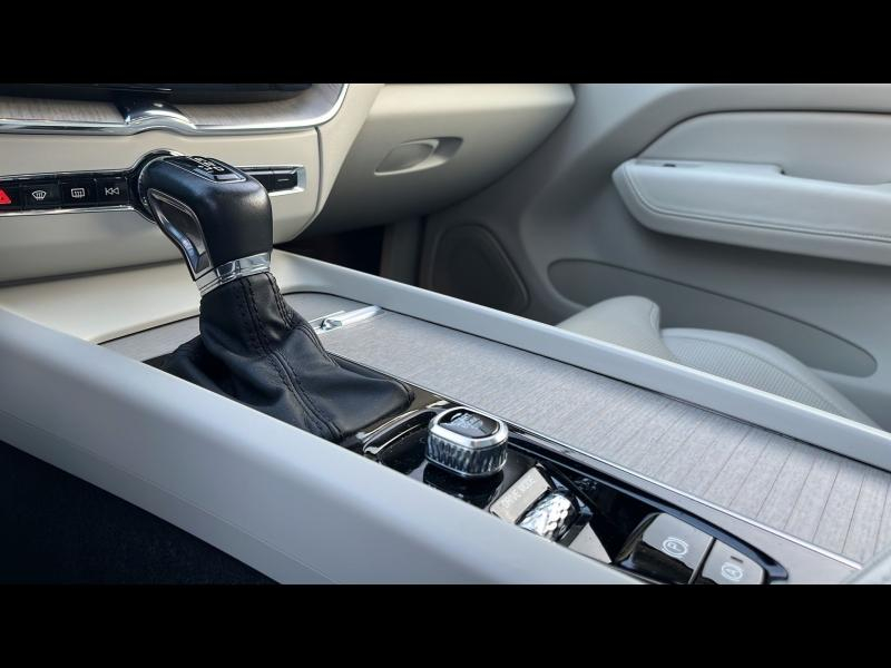 VOLVO XC60 d’occasion à vendre à MARSEILLE chez ACTION AUTOMOBILE DU VAR (Photo 16)